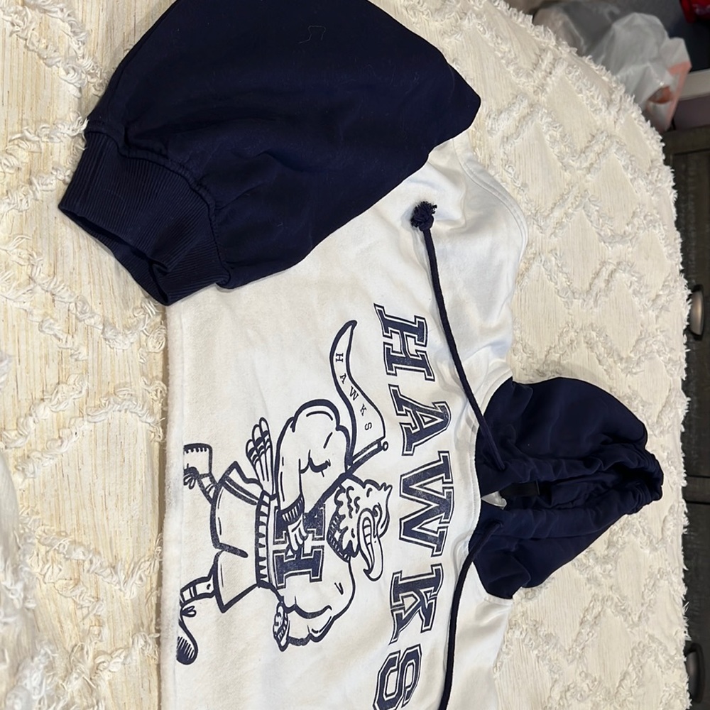 Cropped hoodie